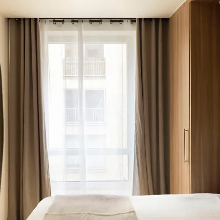 Wonderful 2br 6p - Eiffel Tower